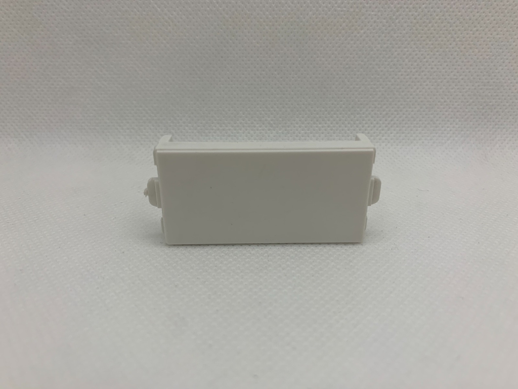 BLANK/EMPTY WALL SOCKET CONNECTOR